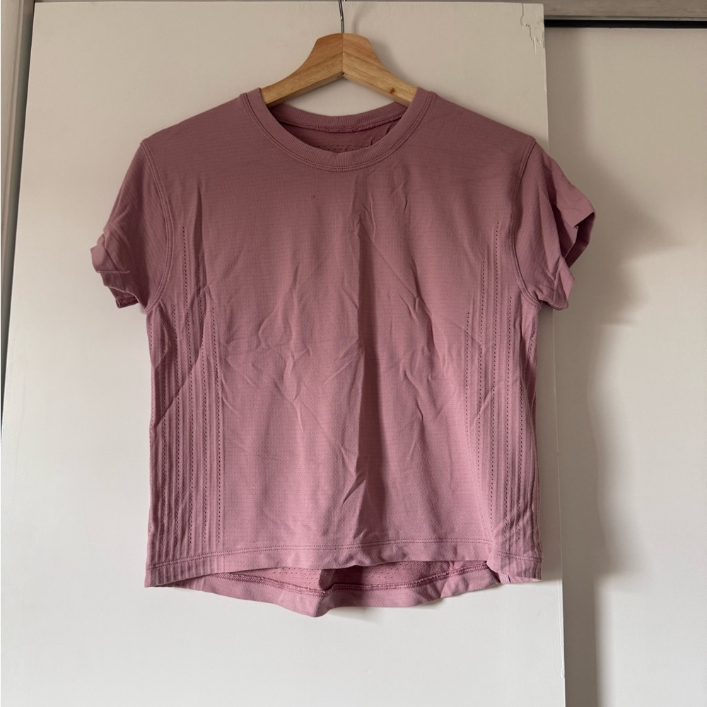 lululemon athletica Dusty Rose Short Sleeve Tee